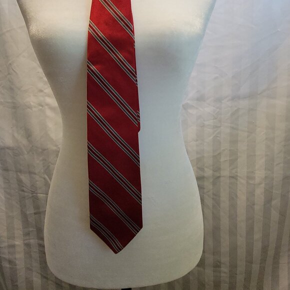 Harry Rosen Red Tie with Grey Stripes EUC - Picture 5 of 5